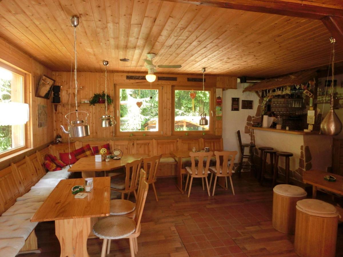 Beautiful Holiday Home With Covered Veranda Friedrichroda Exterior foto